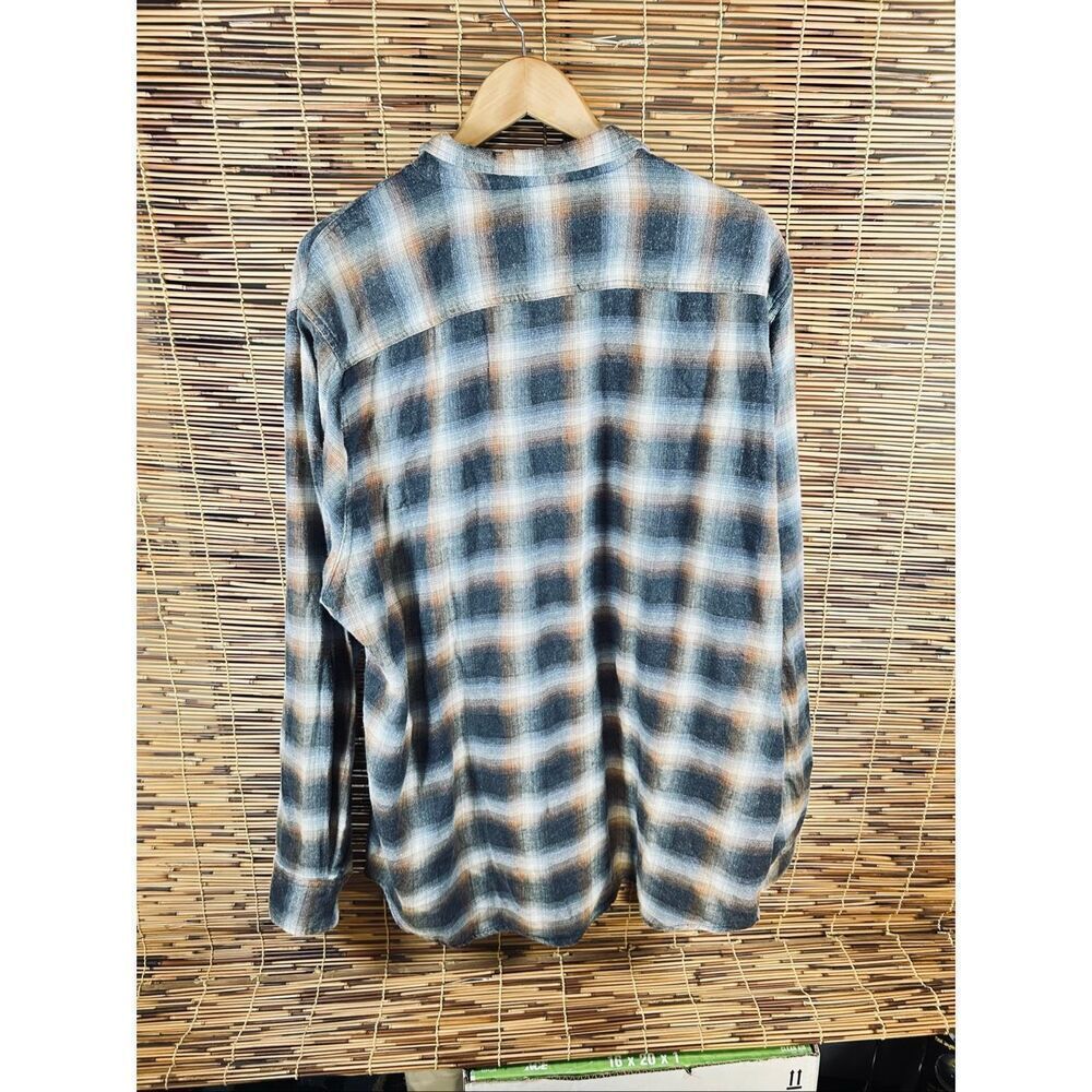 Flag & Anthem XXL Long Sleeve Button Down Plaid Flannel - Picture 2 of 4